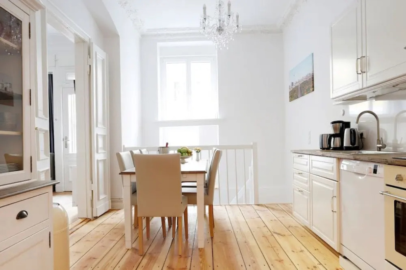 RockChair Apartment Gotenstraße — комфортный отель в Берлине