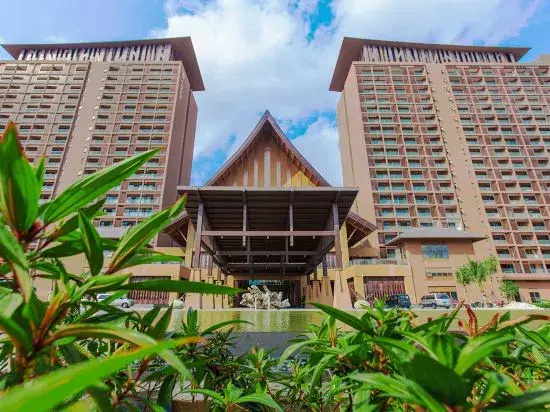Mangrove Tree Resort World Sanya Bay - King and Queen Palm Towers — отель в Санье для семейного отдыха