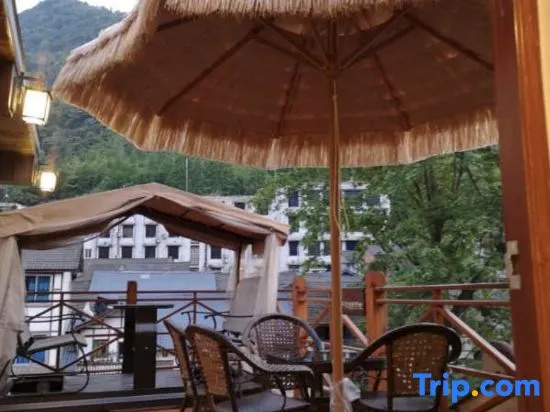 Qixi Guesthouse — отель с удобствами в Чэнду