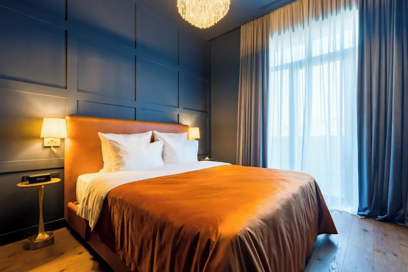 Zorba&Bond Hotel on the 8th — отзывы гостей и цены