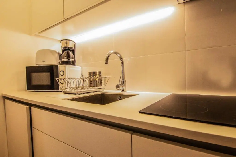 New Apartment Bairro Alto — отель с удобствами в Лиссабоне