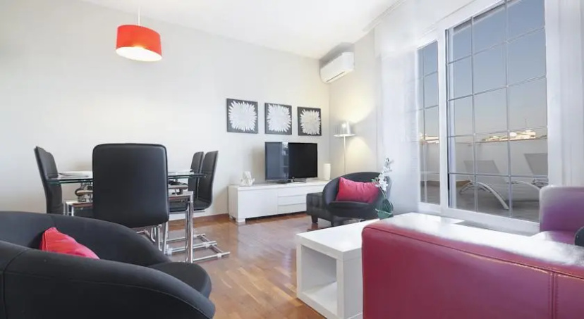 Apartment Barcelona & Home Deco Sarria — отель с удобствами в Барселоне