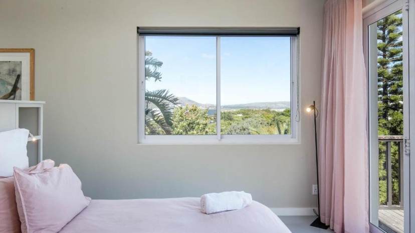 Noordhoek Beach Villa — забронировать отель в Кейптауне