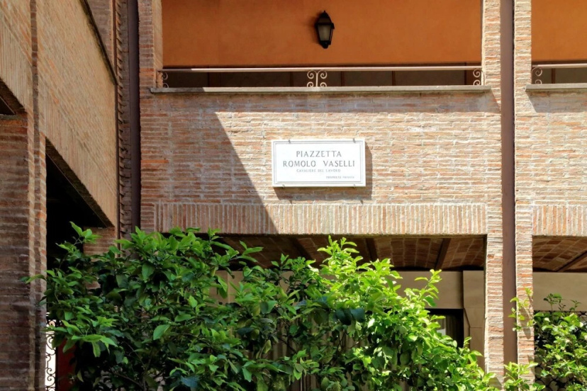 Цены на A3 Piazzetta Margutta A3 - My Extra Home в Риме