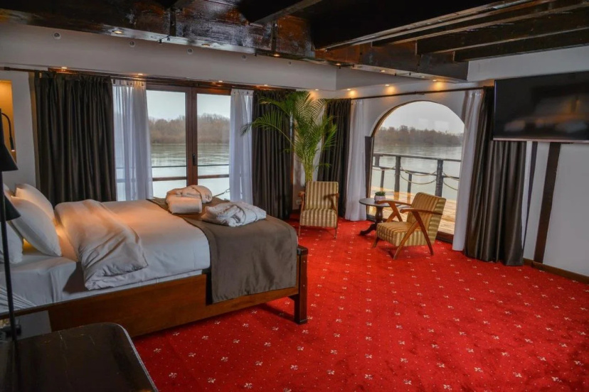 Цены на Ночлег и завтрак Bahus Inn в Белграде