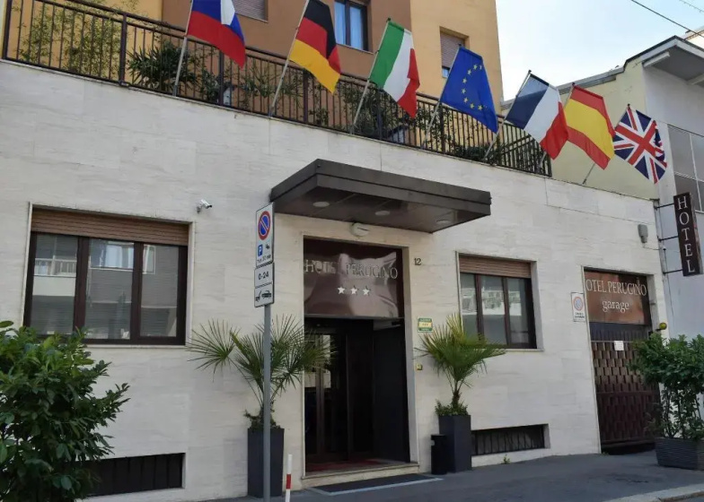 Hotel Perugino — комфортный отель в Милане