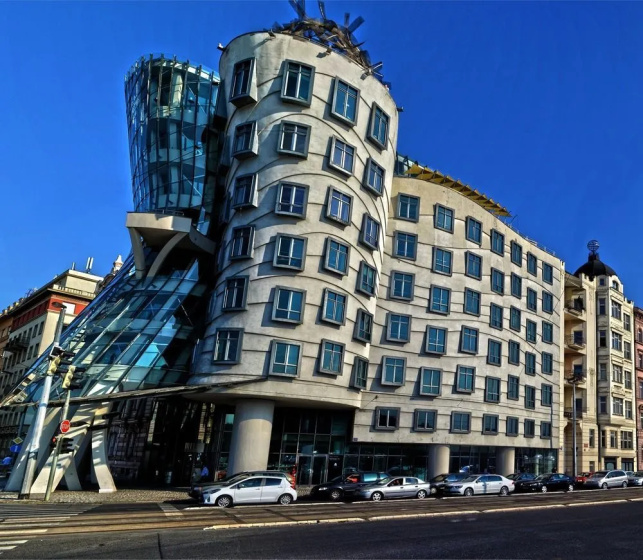 Decadent apartment — забронировать отель в Праге