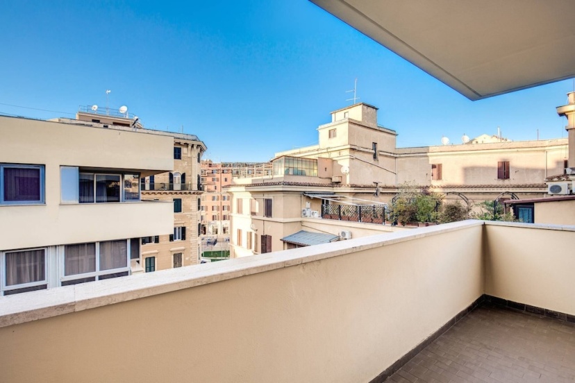 Ml Apartment - Ardesia 5 Colosseo — отель с удобным расположением в Риме