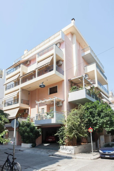 Petralona Gem Hotel-Style Studio Balcony — отель с удобным расположением в Афины