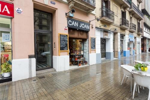 Casa Cosi Letamendi — отель с удобствами в Барселоне