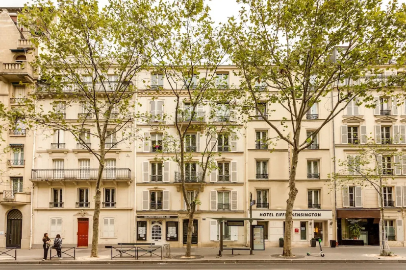 Luxury 2 Bedroom Apartment  Eiffel Tower — отель в Париже, Франция