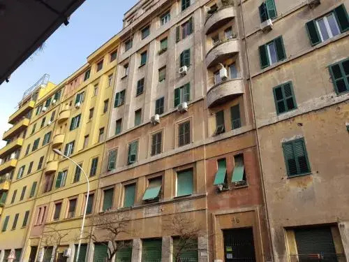 Цены на Central San Lorenzo Apartment в Риме