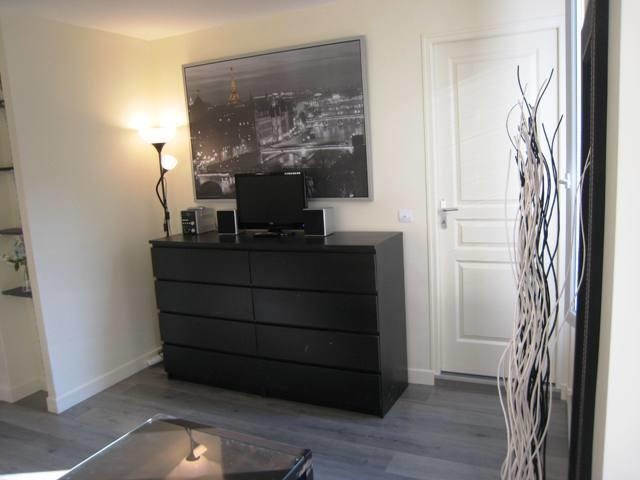Appartement Tholozé — комфортный отель в Париже