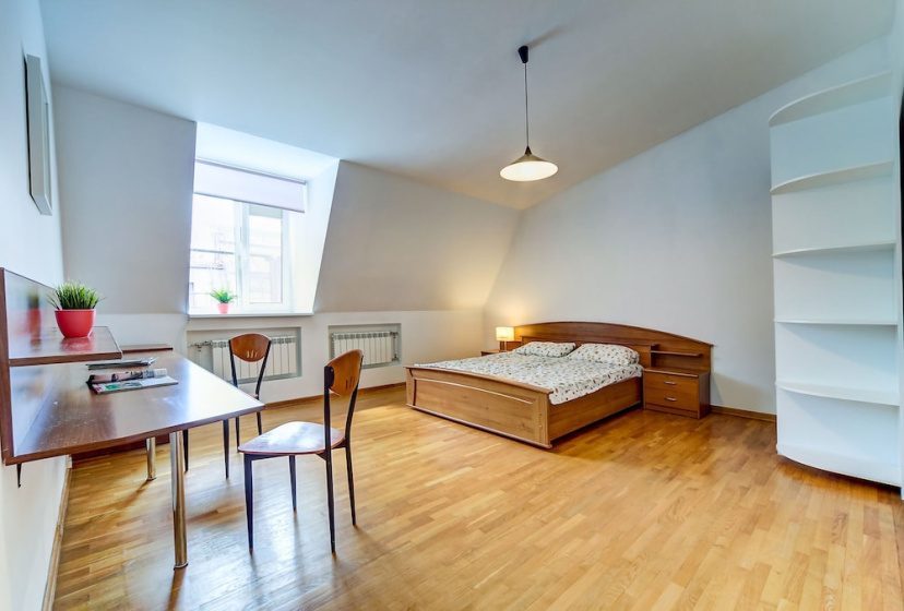 Home4day Central Cosy Flat — отель с удобным расположением в Санкт-Петербурге