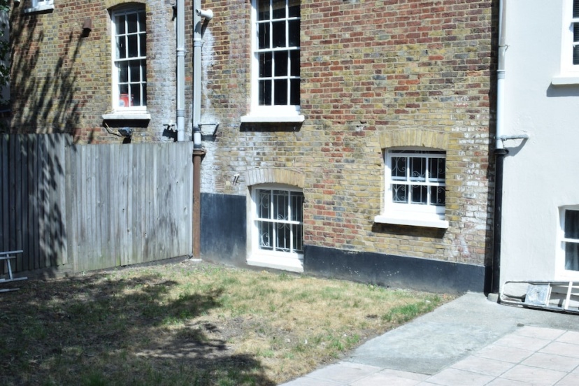 Beautiful 3 Bedroom Flat in Peckham — отель с удобствами в Лондоне