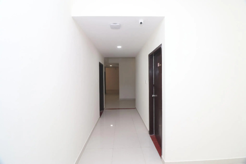 OYO Flagship 24051 Insight Inn - Hotel in Λάκναου - Photo 1