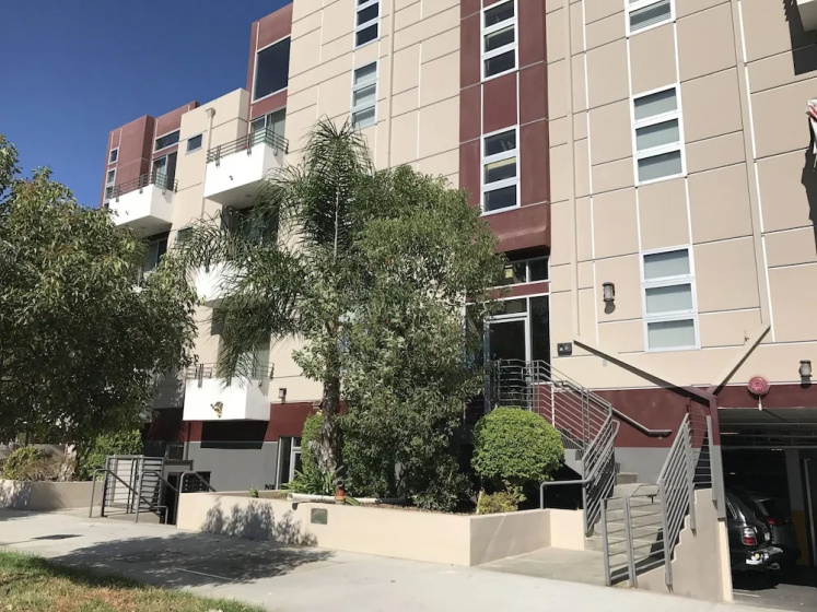 2 Bed 2 Bath in Studio City — отзывы гостей и цены