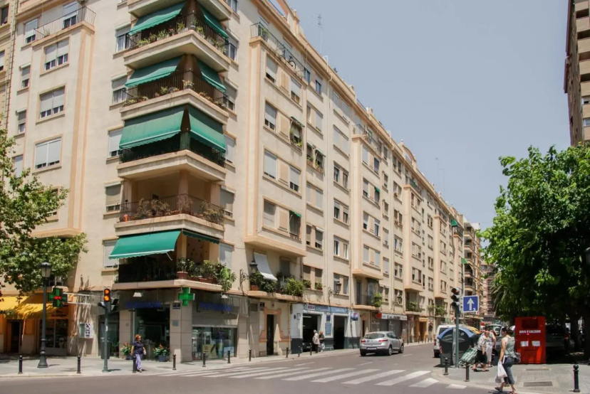 Apartamentos FV Flats Valencia - Mestalla 5 — комфортный отель в Валенсии
