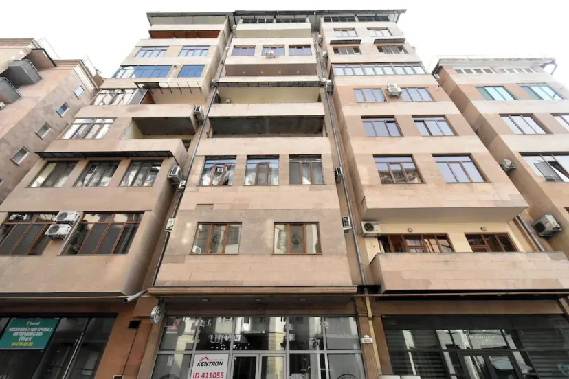 Apartment by Luxe Group TT666 2 — отель в Ереван, Армения