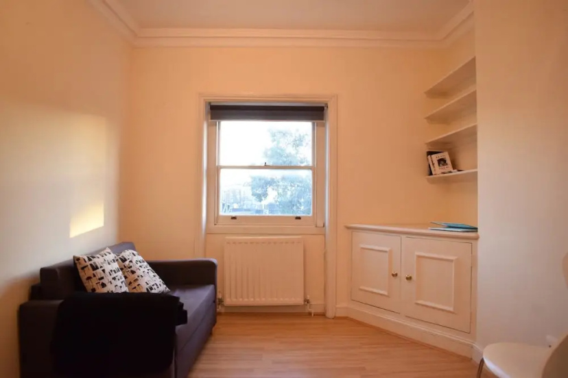 Цены на Camden 1 Bedroom Near The Tube в Лондоне