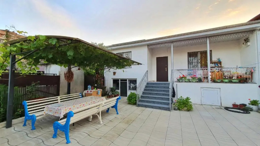 Guest house Ziemfira — комфортный отель в Сухуми