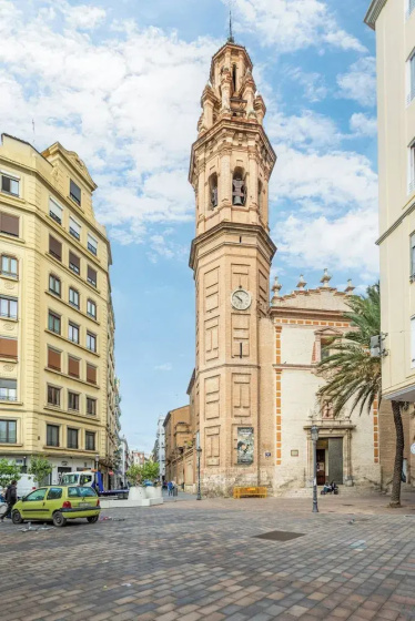 Сравните цены на Limehome Valencia Calle de Cadiz в Валенсии
