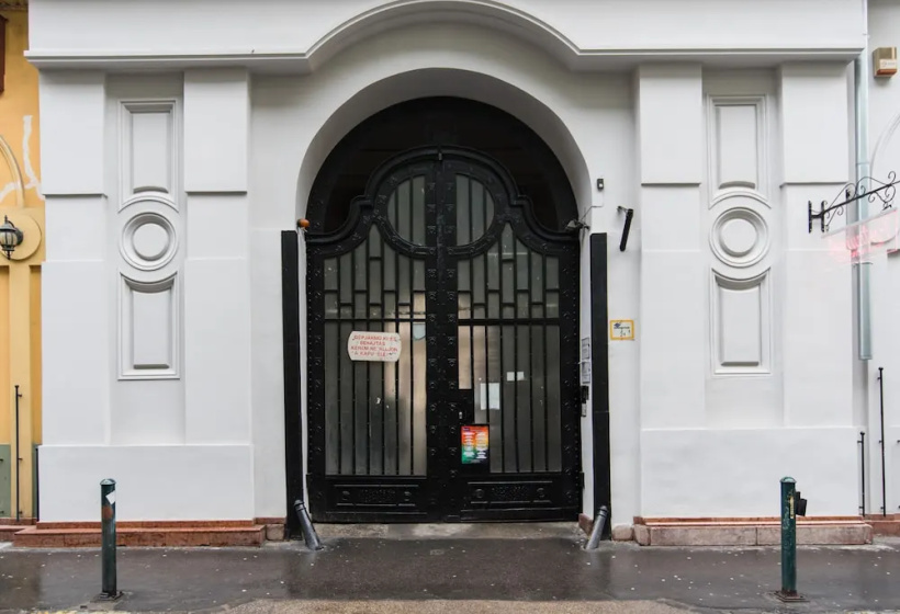 Цены на Paulay 7 Apartment I. в Будапеште