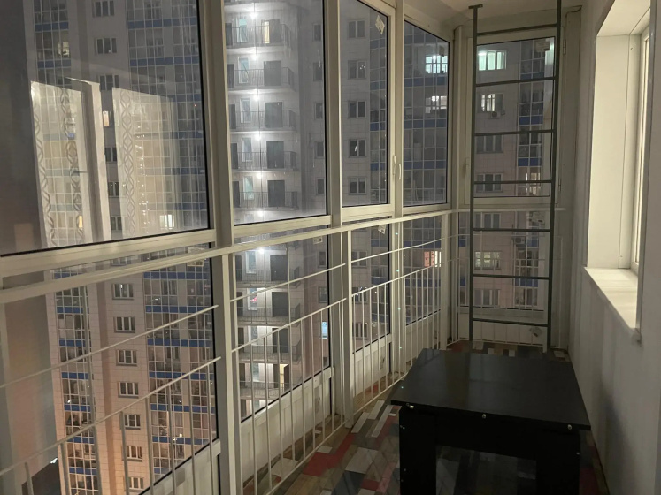 Apartamenty Kras Kvartirka na Aryginskoj Nabereznoj, d. 13A — отель в Красноярске, Россия