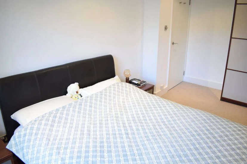 Цены на 2 Bedroom Mayfair Apartment Near Hyde Park в Лондоне
