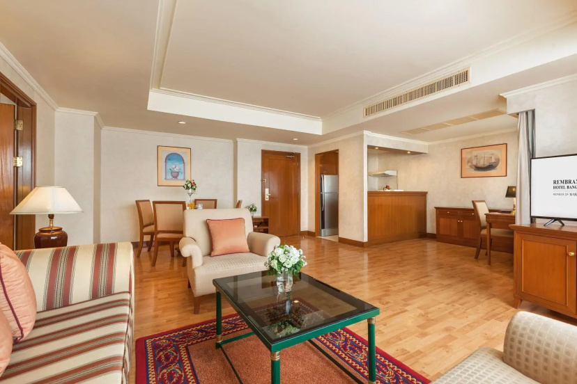 Rembrandt Hotel & Residences — забронировать отель в Бангкоке