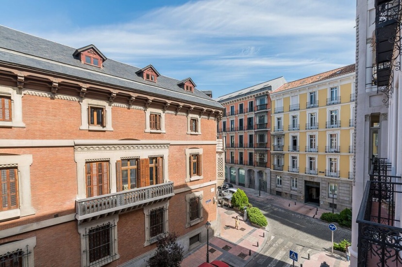 Цены на Home Club Marqués del Duero I в Мадриде
