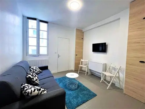 Цены на Les Halles Appartements в Париже