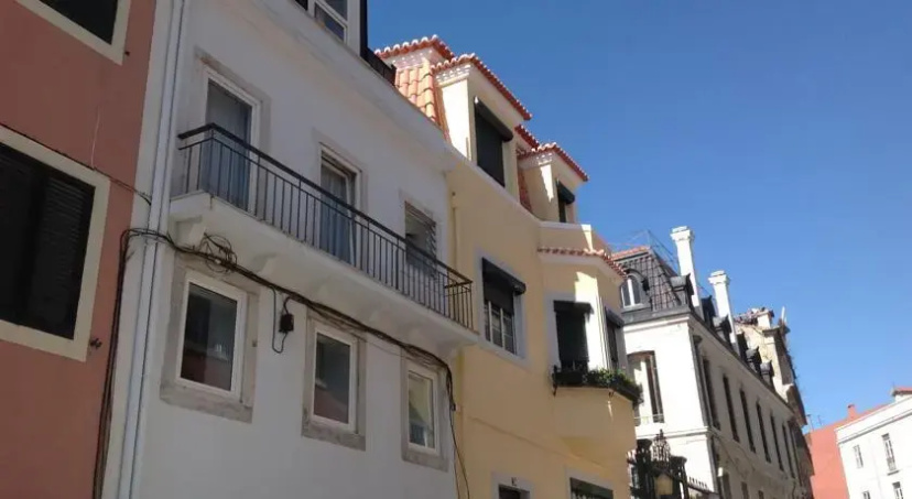 Цены на Charming Flat in the Lapa Gardens Neighbourhood в Лиссабоне