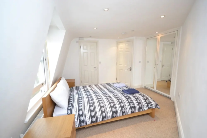 Paddington Apartments 3 — отель в Лондоне, Соединенное Королевство