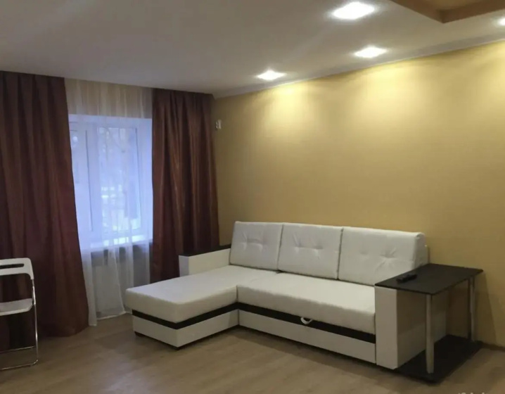 Цены на Apartamenty na pereulke Kommunisticeskij 81 в Каменск-Шахтинский