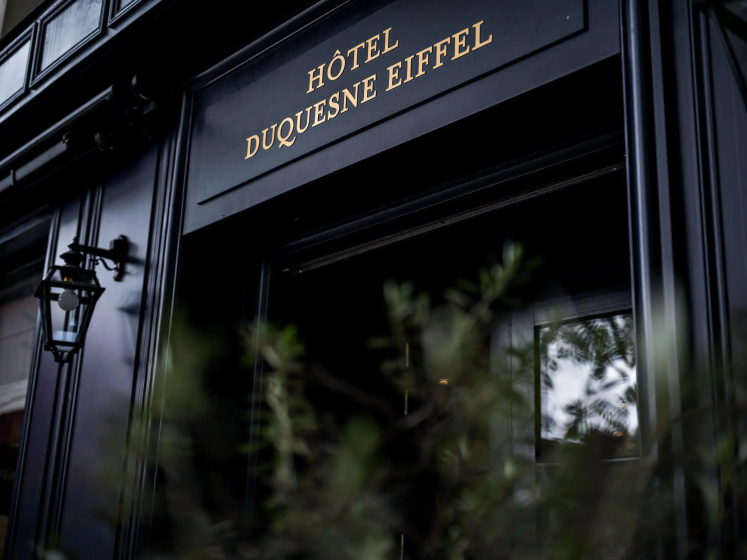 Hotel Duquesne Eiffel — комфортный отель в Париже