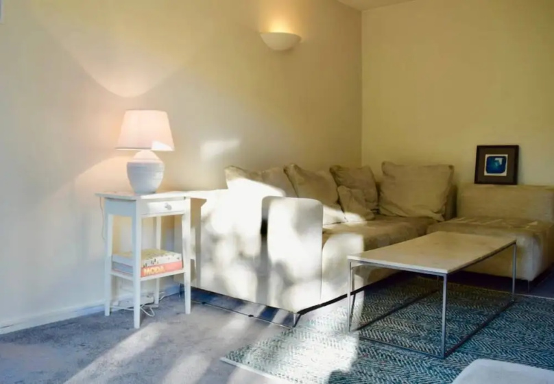1 Bedroom Apartment in Hoxton — отель с удобствами в Лондоне