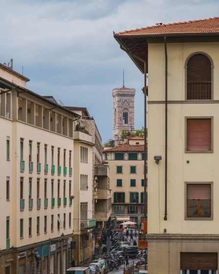 Well-Kept Apartment Short Walk to The Duomo — отель с удобным расположением в Флоренции