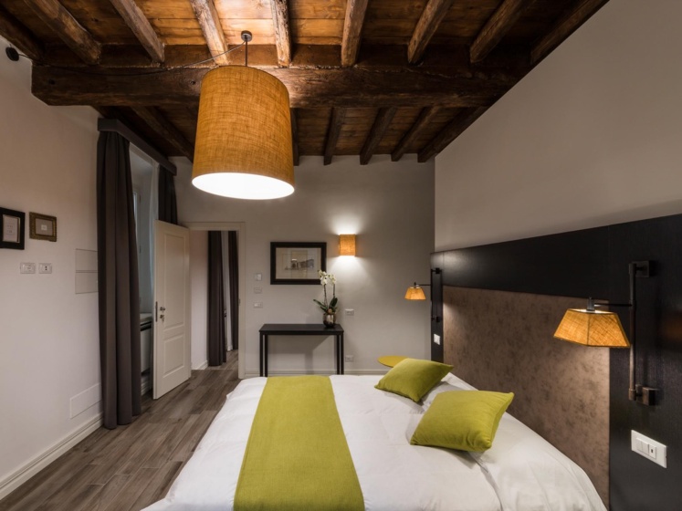 Panisperna Apartment 1 — забронировать отель в Риме