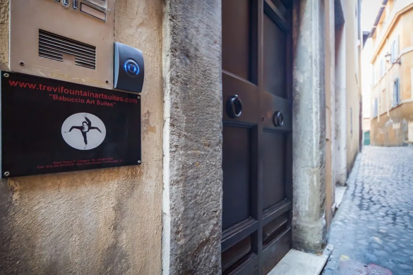 Babuccio Art Inn — забронировать отель в Риме