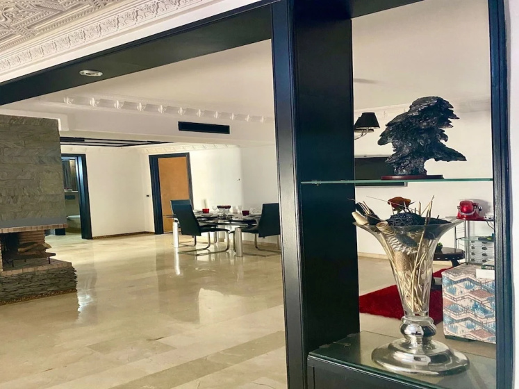 Цены на Apartment With Terrace в Касабланке