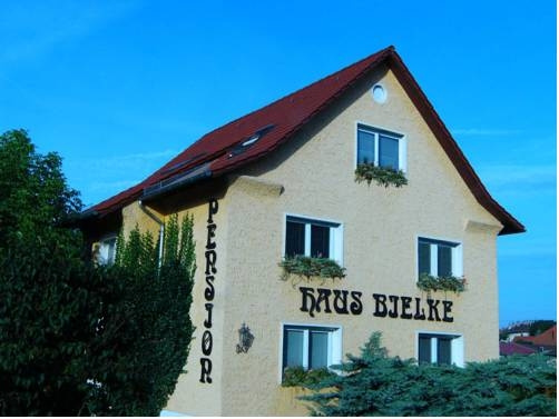 Pension Haus Bielke — отель с удобствами в Берлине