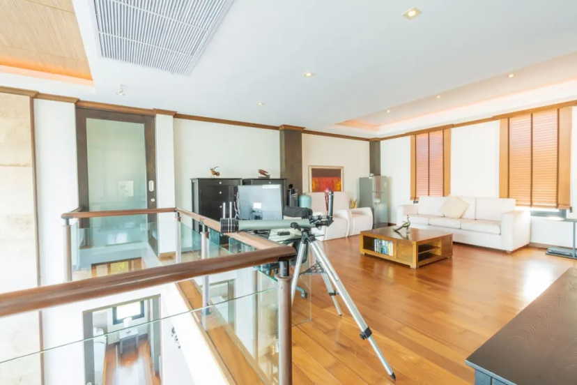 Beach Front 4 Bedroom Pool Villa VR — комфортный отель в Хуа