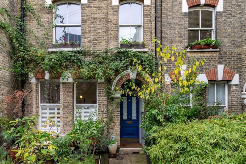 Beautiful Two Bed Abode In South West London — комфортный отель в Лондоне