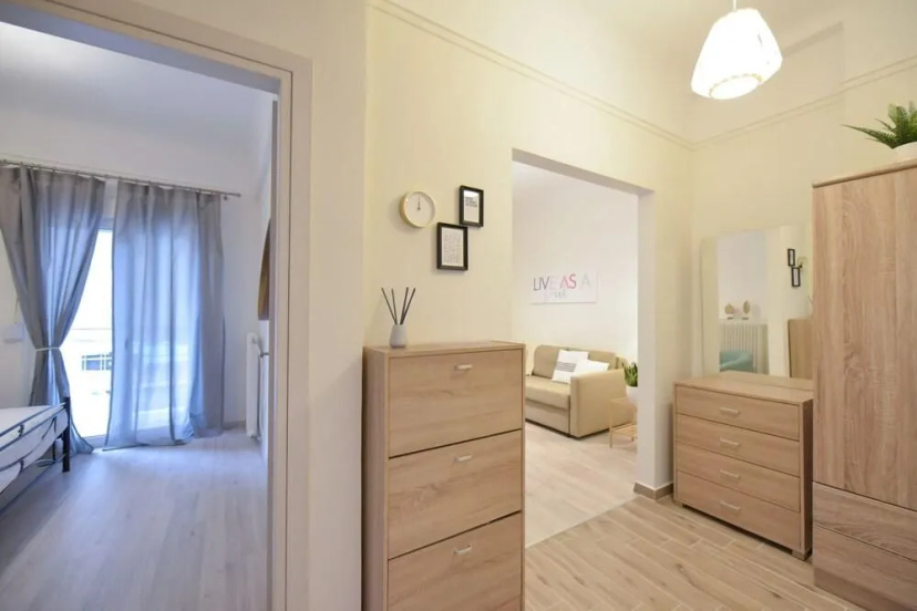 Live As A Greek in Iokasti apartment 3 — отель в Афины, Греция