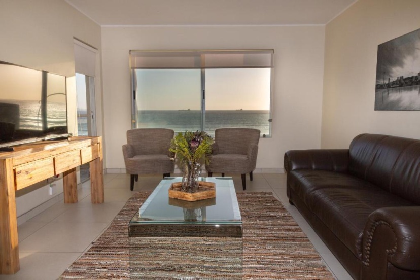 Amazing Beachfront 2 Bed Apartment A308 Sea Spray — комфортный отель в Кейптауне