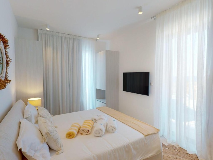 Sanders Konnos Bay Ismene - Marvellous 2-bedroom Villa With a Side Sea View — отзывы гостей и цены