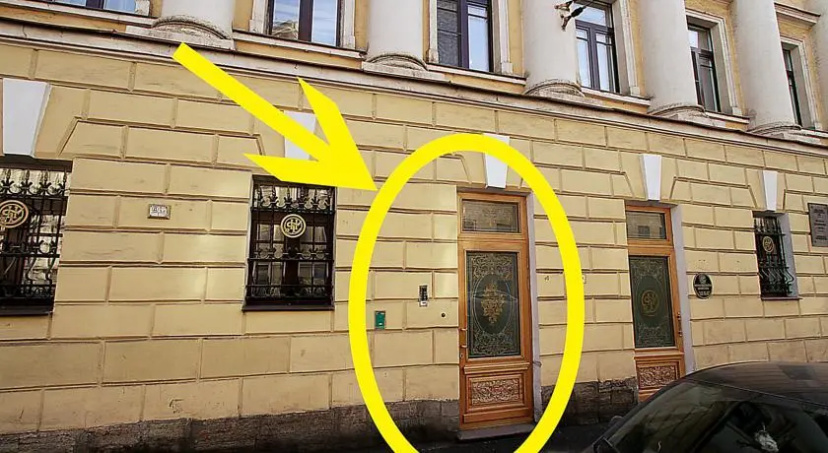 Опера — комфортный отель в Санкт-Петербурге