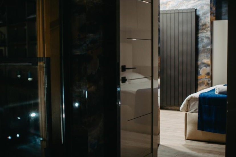 Evdo Apartments F4 Family Suite — забронировать отель в Гудаури
