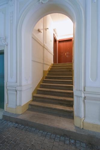 Modern Apartment Charvátova 3 — отель в Праге, Чешская Республика